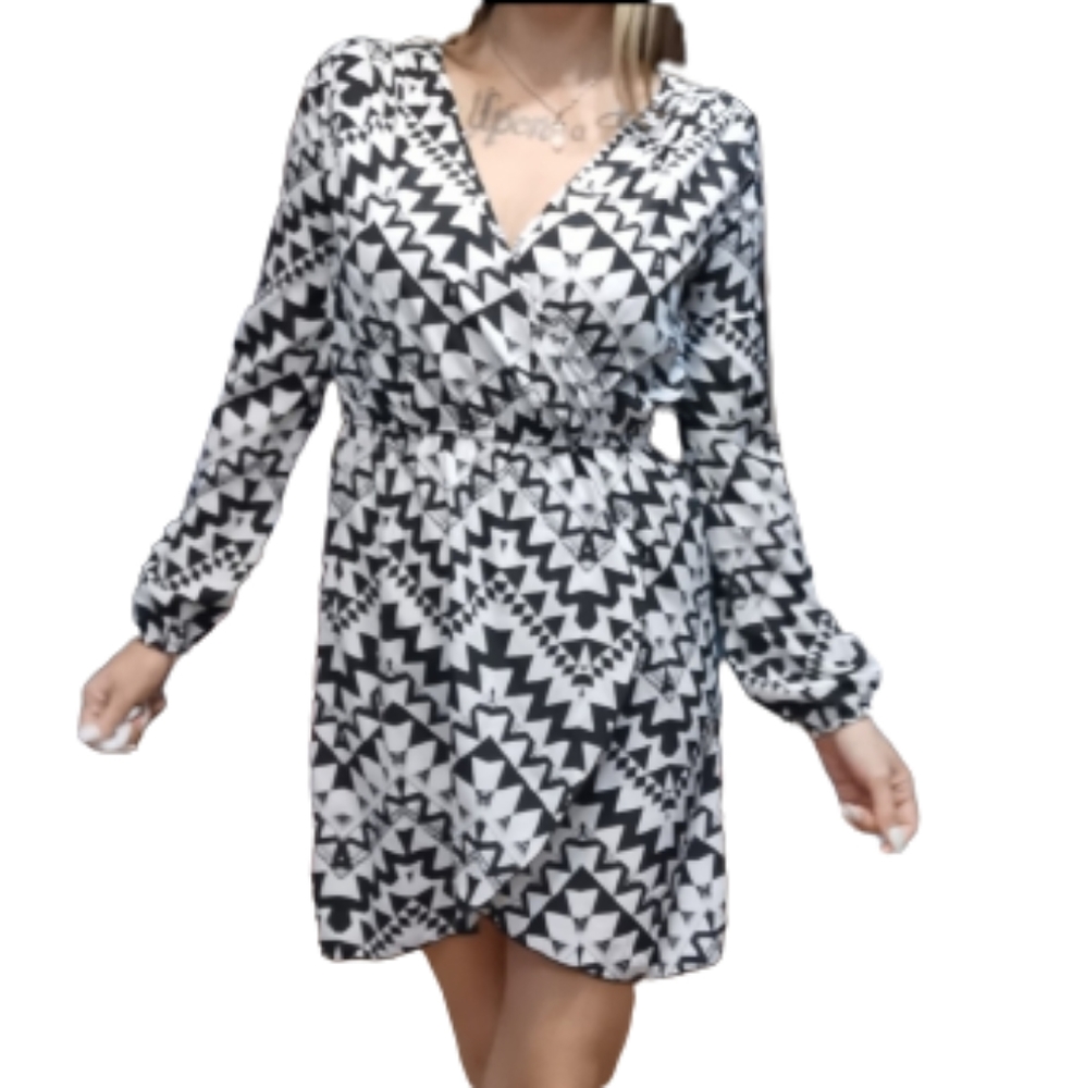 Rue 21 dress low v neck size s